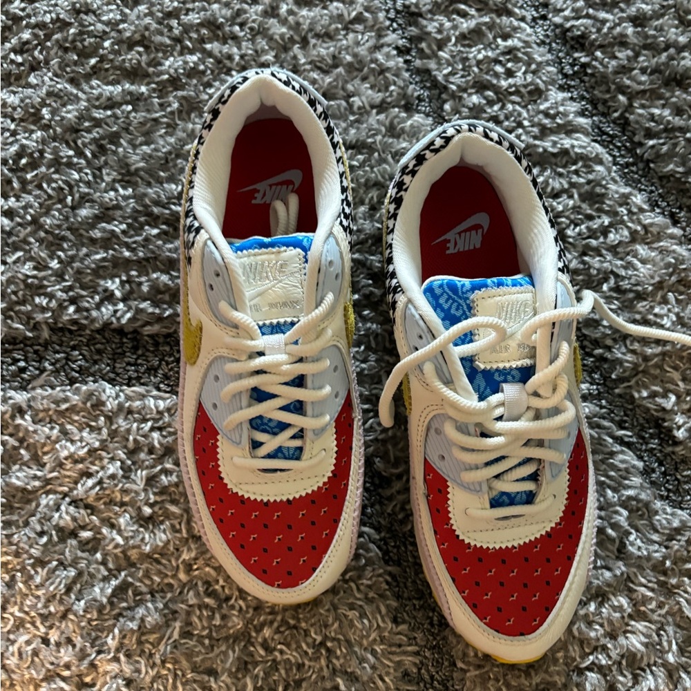 Nike Sneakers